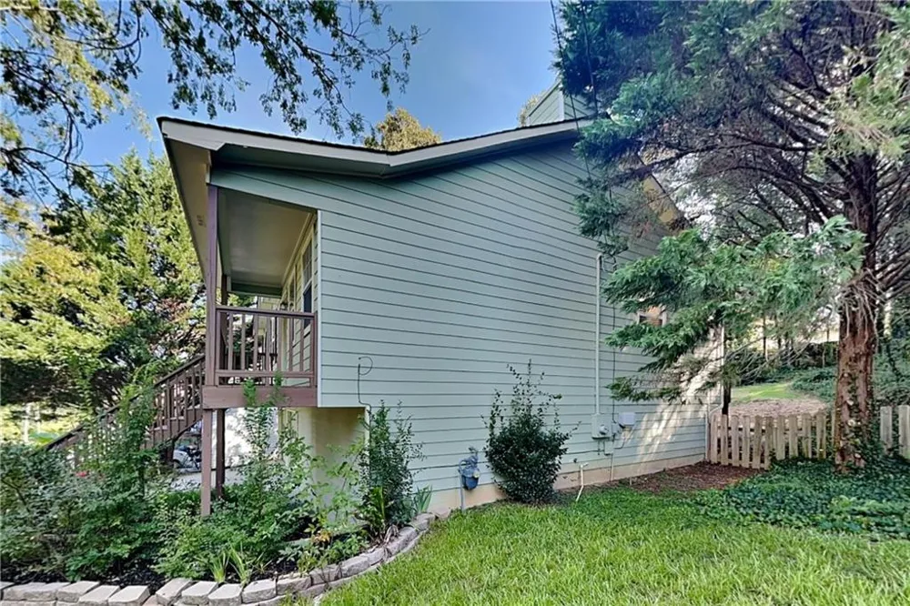 3784 Cherokee Overlook Drive Canton, GA 30115