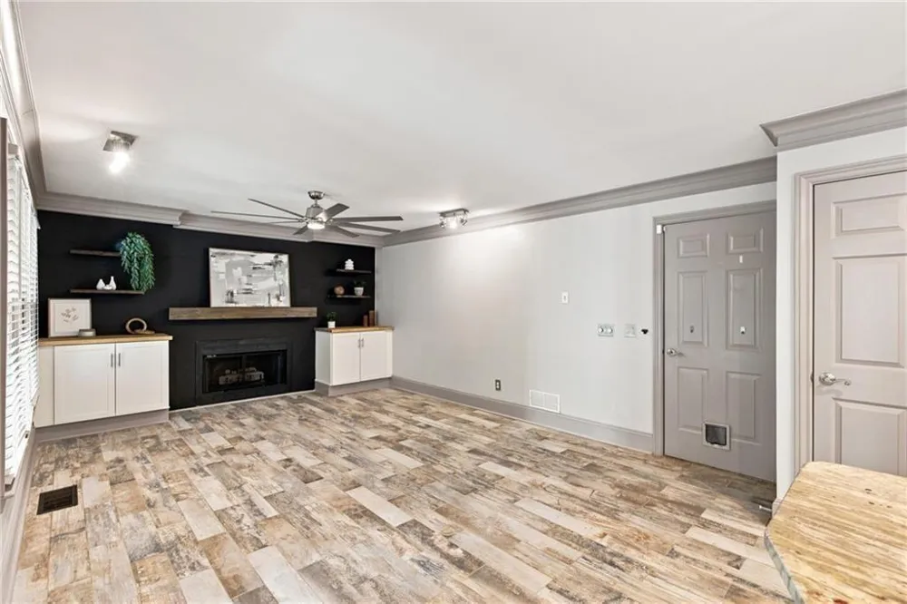 2069 Ursuline Way NW Acworth, GA 30101