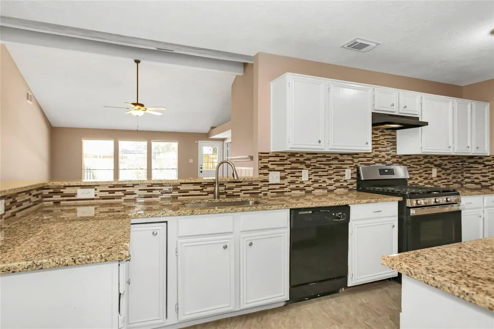 8235 Alabaster Drive Houston, TX 77083