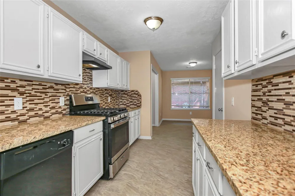 8235 Alabaster Drive Houston, TX 77083