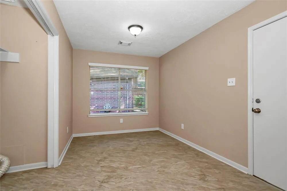 8235 Alabaster Drive Houston, TX 77083