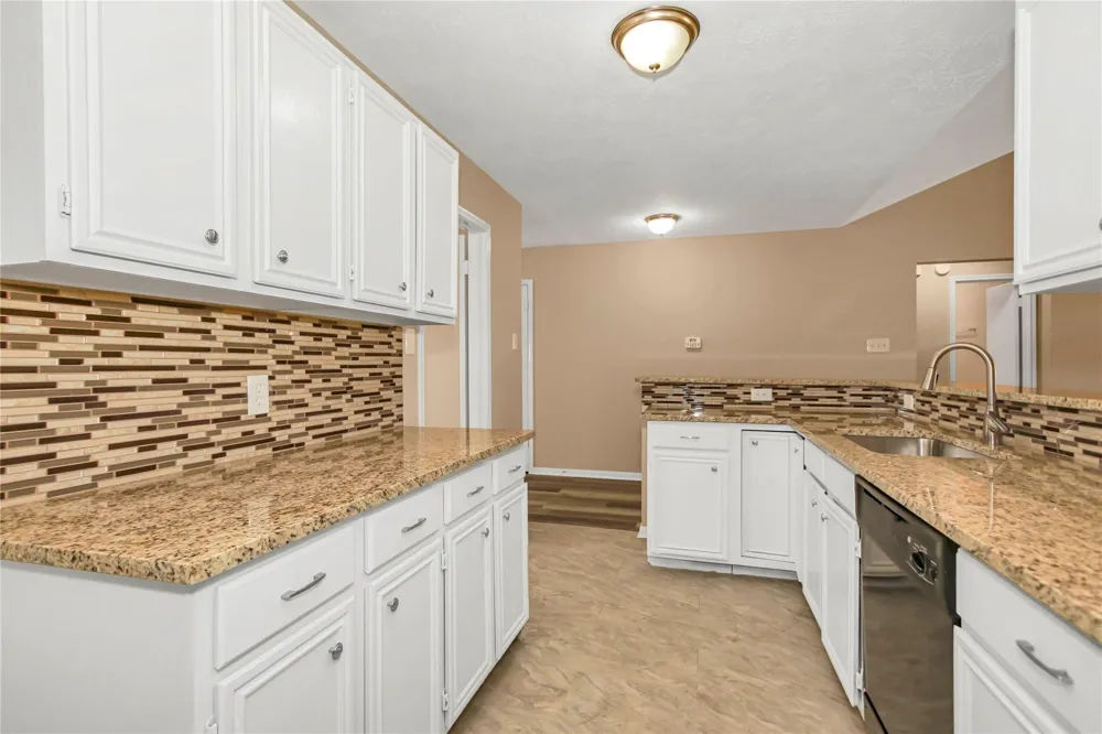 8235 Alabaster Drive Houston, TX 77083