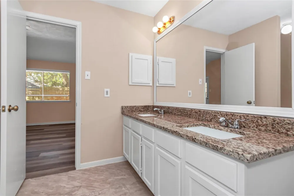 8235 Alabaster Drive Houston, TX 77083