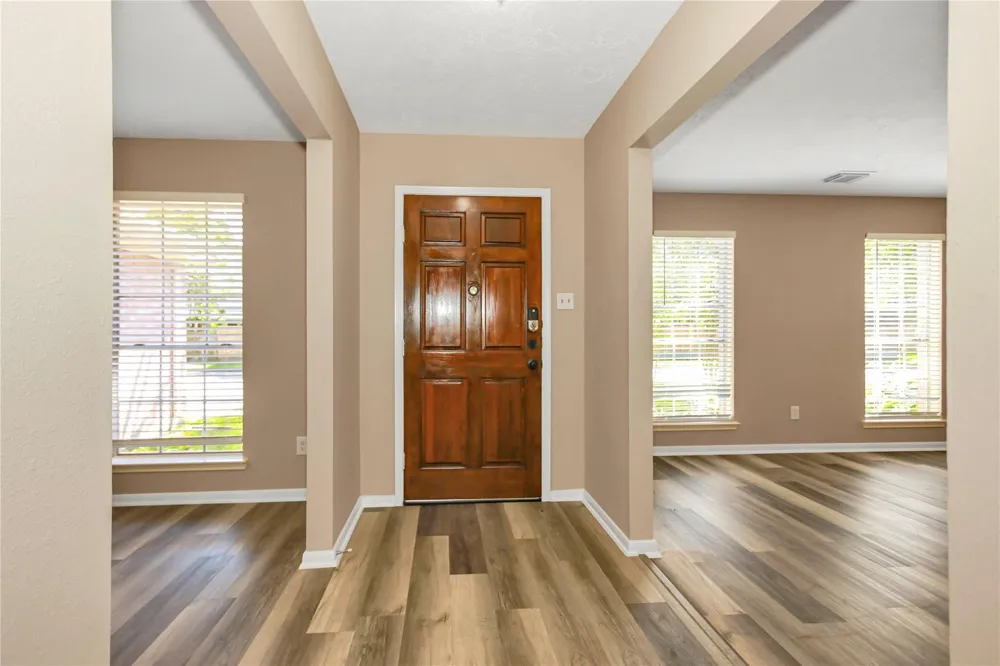 8235 Alabaster Drive Houston, TX 77083