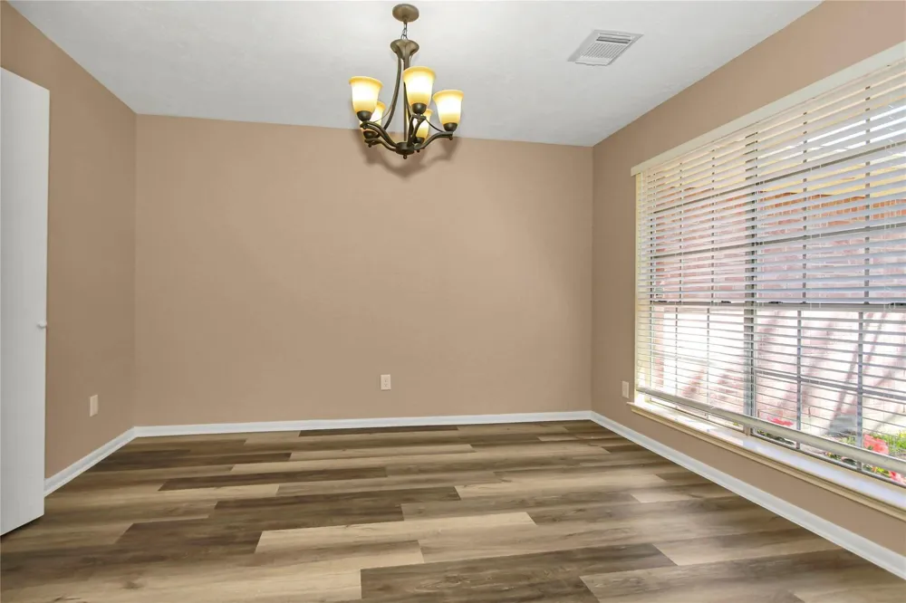 8235 Alabaster Drive Houston, TX 77083