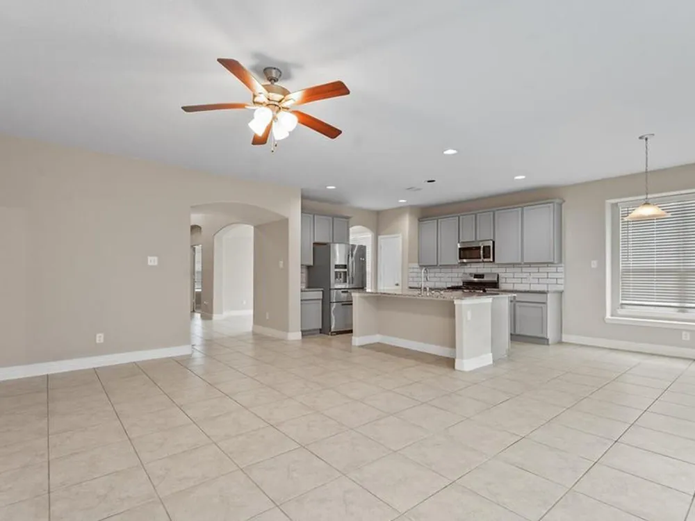 10052 Gold Finch Run Magnolia, TX 77354
