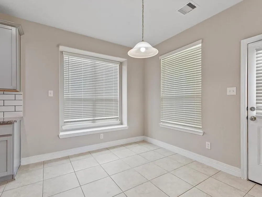 10052 Gold Finch Run Magnolia, TX 77354