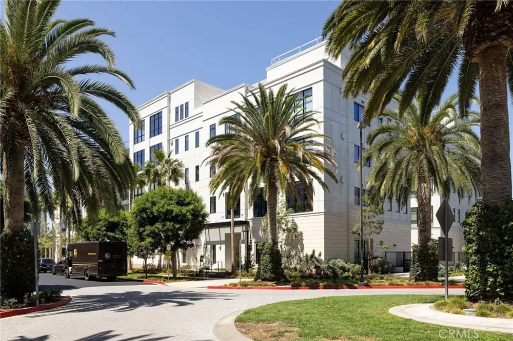 4291 Uptown Newport Dr #3 Newport Beach, CA 92660