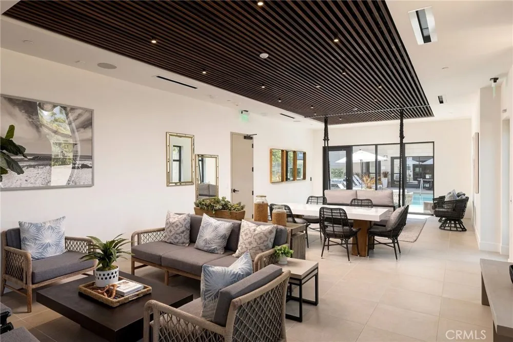 4291 Uptown Newport Dr #3 Newport Beach, CA 92660