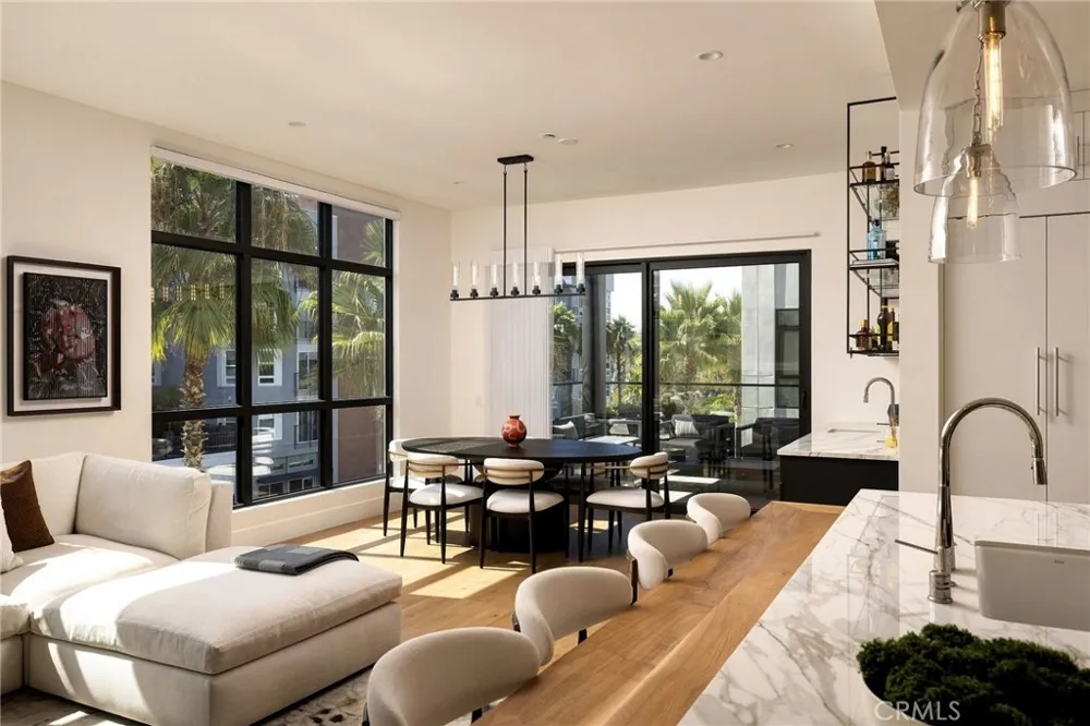4291 Uptown Newport Dr #3 Newport Beach, CA 92660