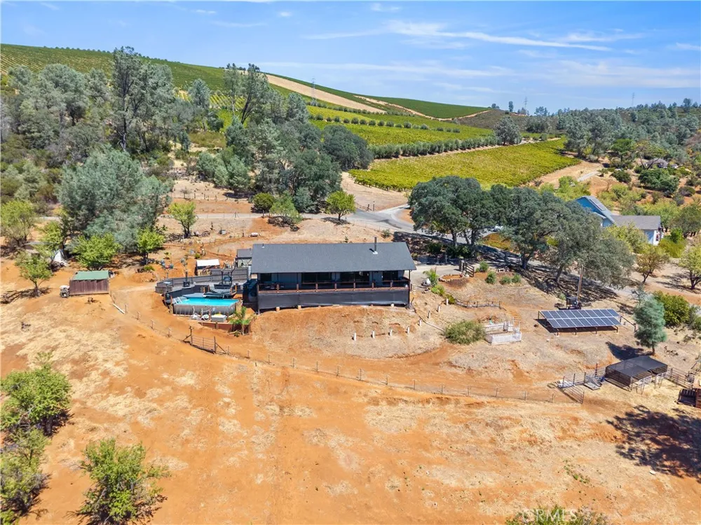 14244 Sanns Court Clearlake Oaks, CA 95423