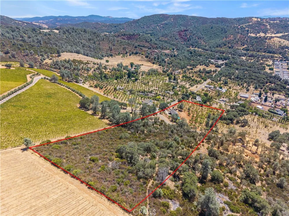 14244 Sanns Court Clearlake Oaks, CA 95423