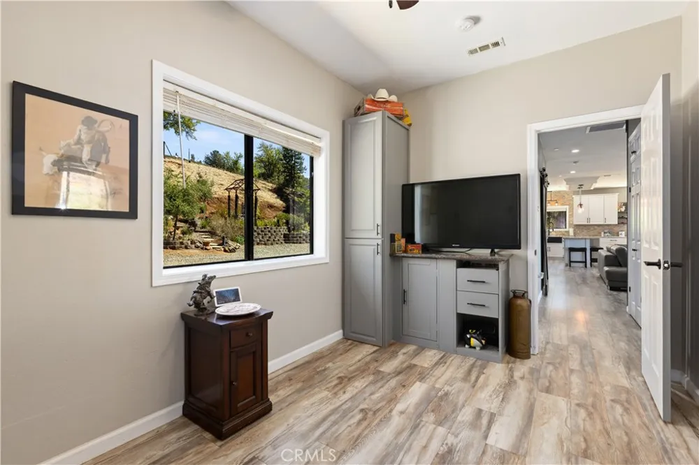 14244 Sanns Court Clearlake Oaks, CA 95423