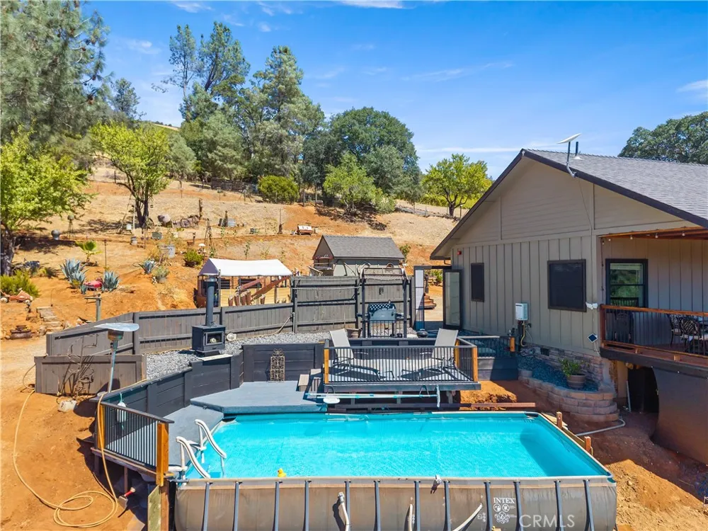 14244 Sanns Court Clearlake Oaks, CA 95423