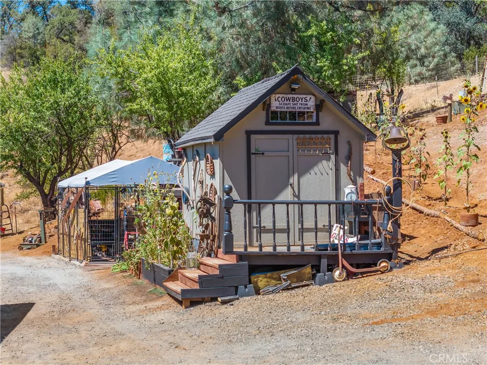 14244 Sanns Court Clearlake Oaks, CA 95423