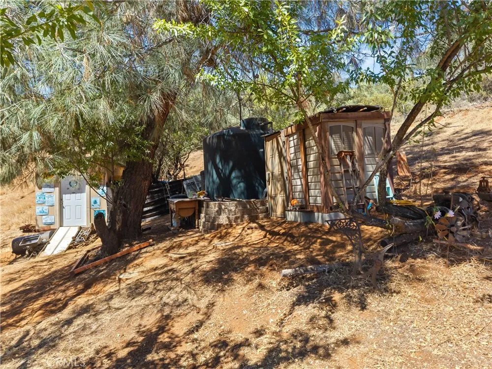 14244 Sanns Court Clearlake Oaks, CA 95423