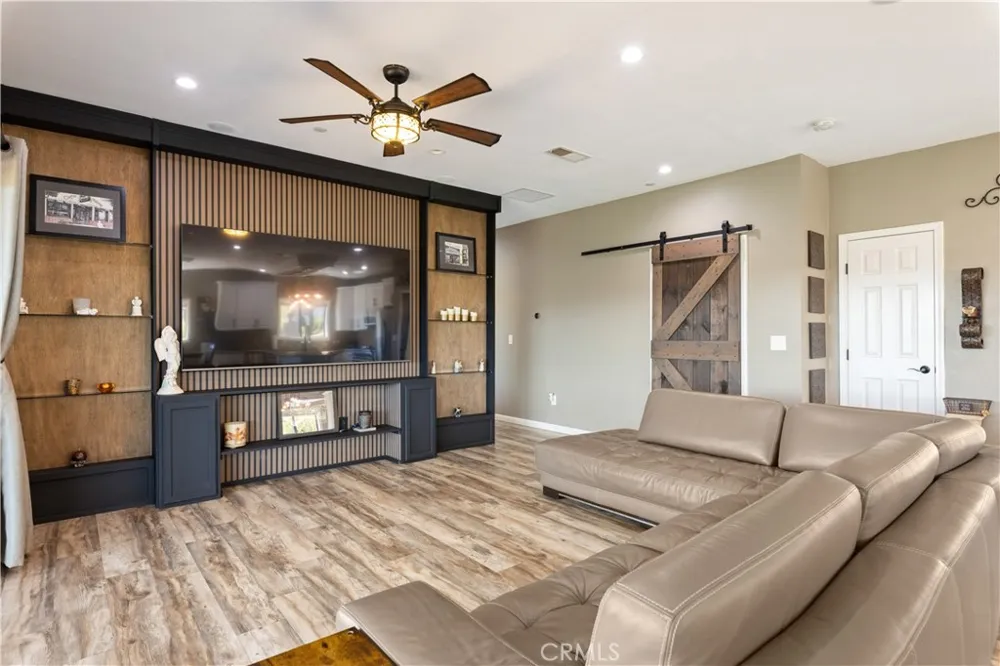 14244 Sanns Court Clearlake Oaks, CA 95423