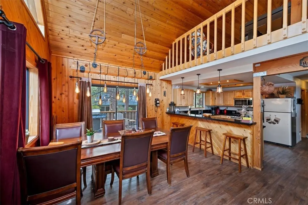 376 Crystal Lake Big Bear Lake, CA 92315