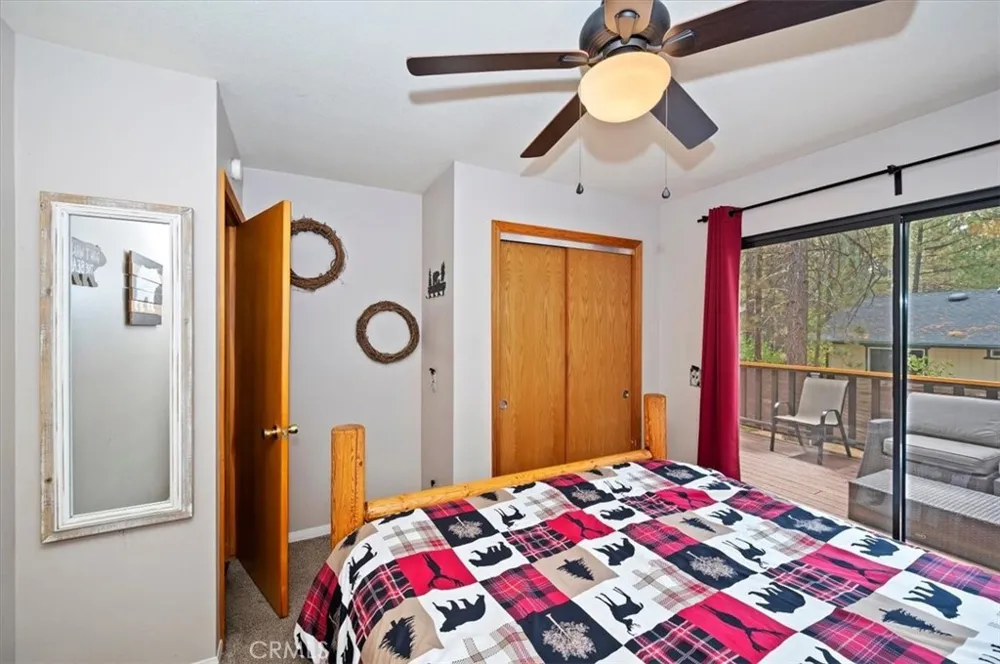 376 Crystal Lake Big Bear Lake, CA 92315