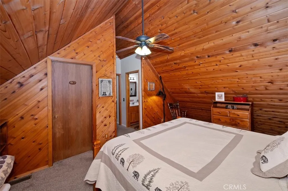 376 Crystal Lake Big Bear Lake, CA 92315