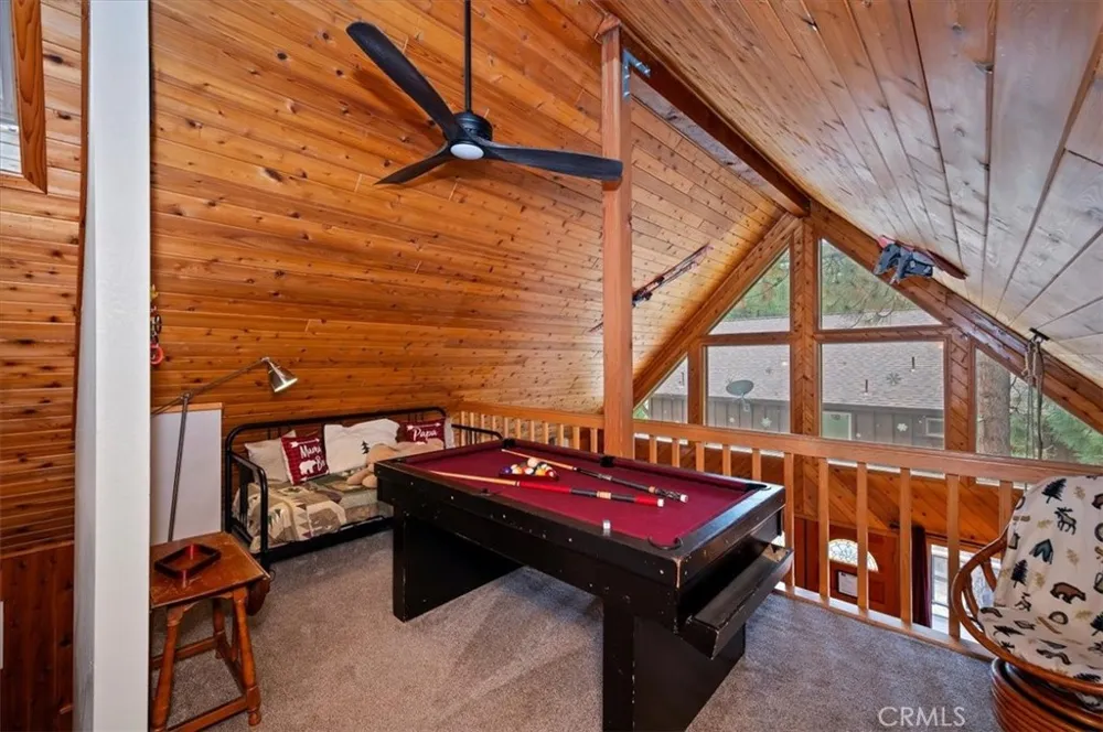 376 Crystal Lake Big Bear Lake, CA 92315