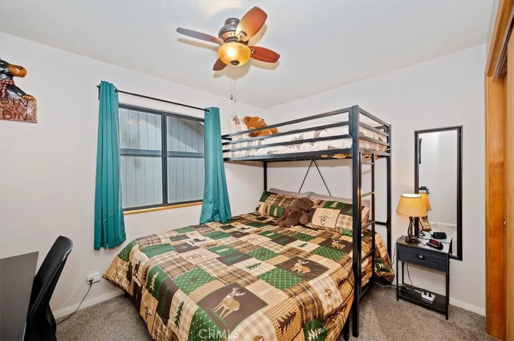 376 Crystal Lake Big Bear Lake, CA 92315