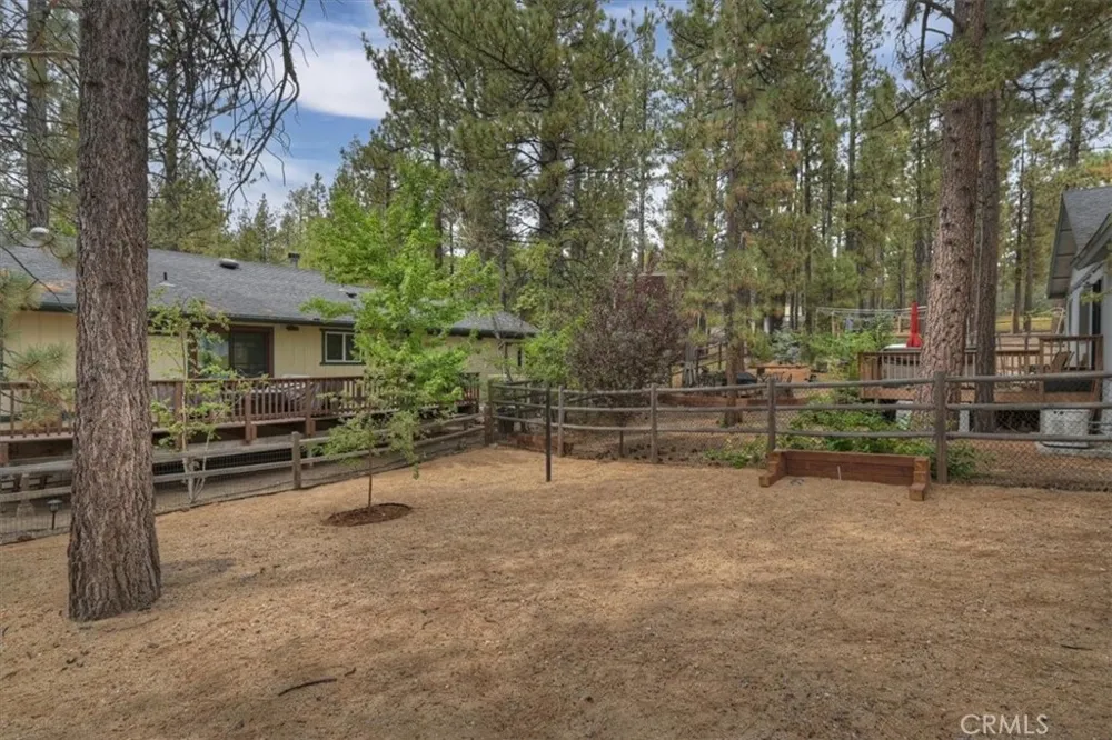 376 Crystal Lake Big Bear Lake, CA 92315