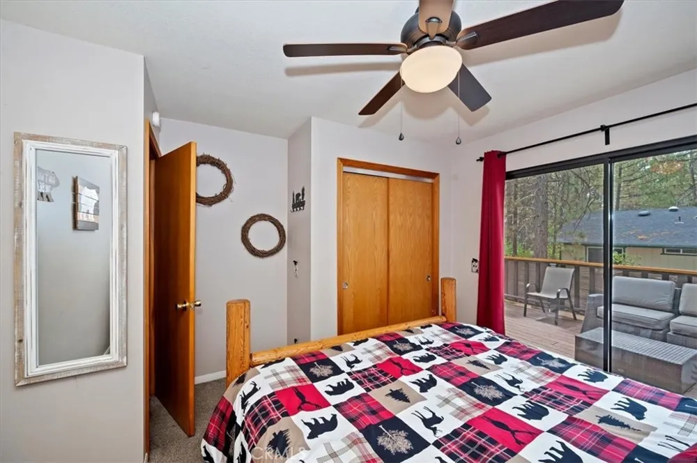 376 Crystal Lake Big Bear Lake, CA 92315