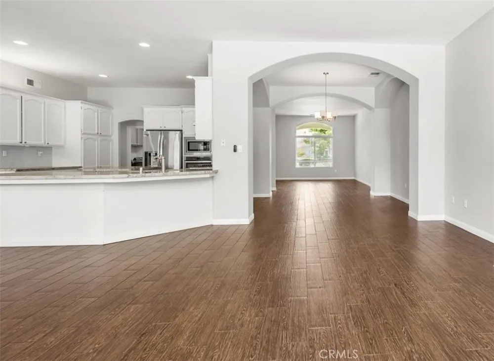 10918 Rosslyn Lane Bakersfield, CA 93311