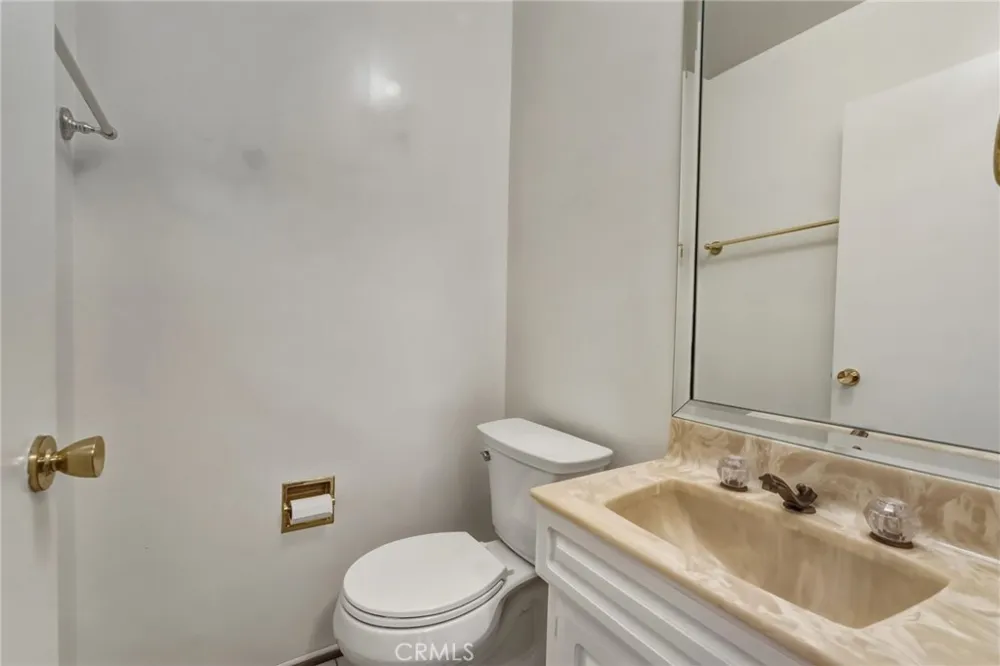 5057 Shirley Tarzana, CA 91356