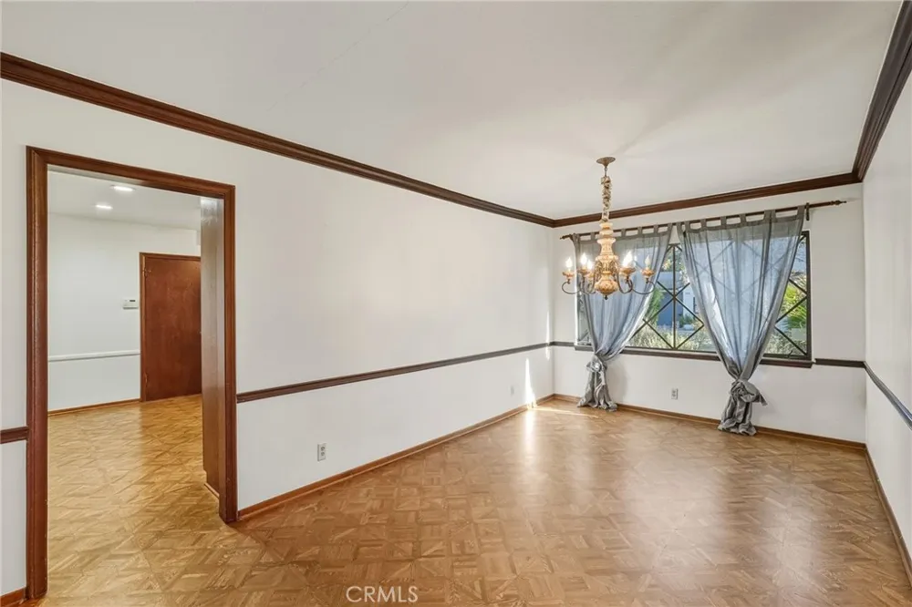 5057 Shirley Tarzana, CA 91356