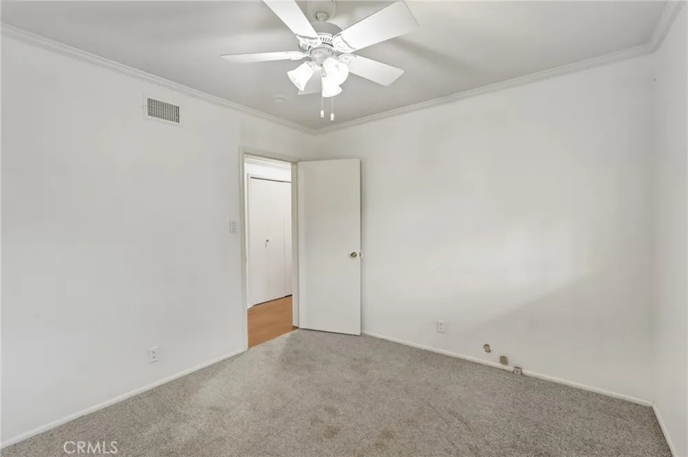 5057 Shirley Tarzana, CA 91356