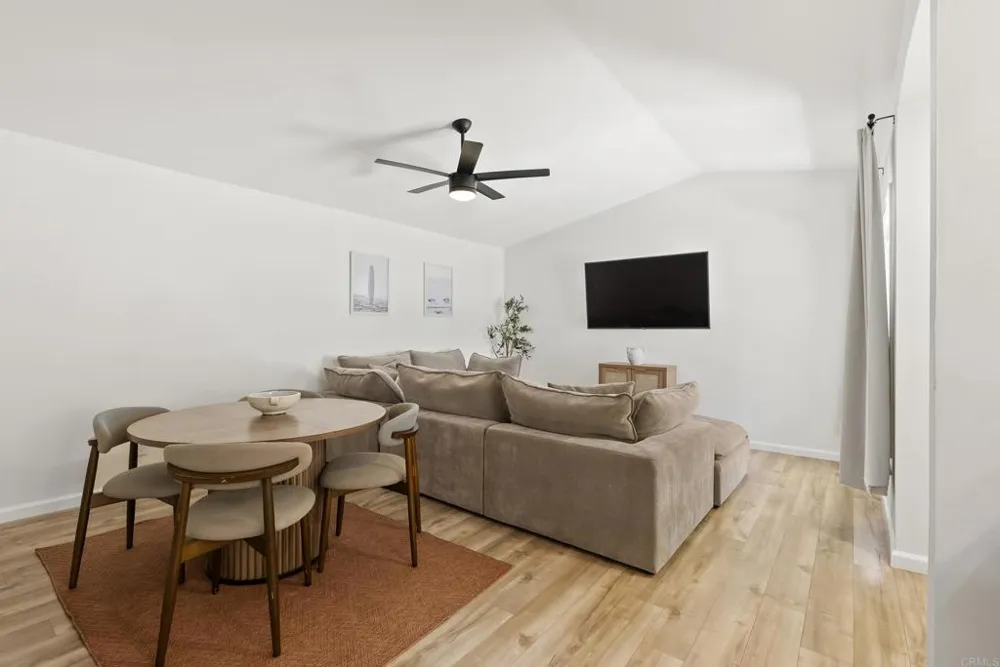 4733 DALEA PL Oceanside, CA 92057