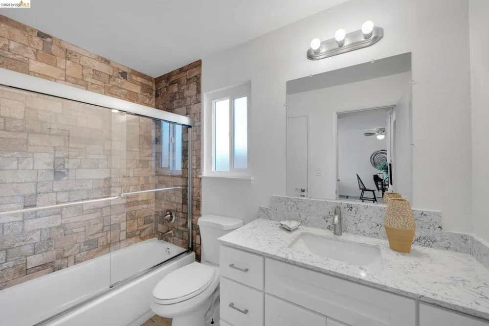 1300 Trembath Ln Antioch, CA 94509