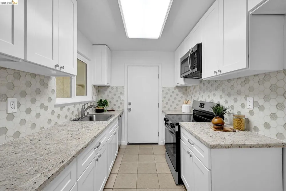 1300 Trembath Ln Antioch, CA 94509