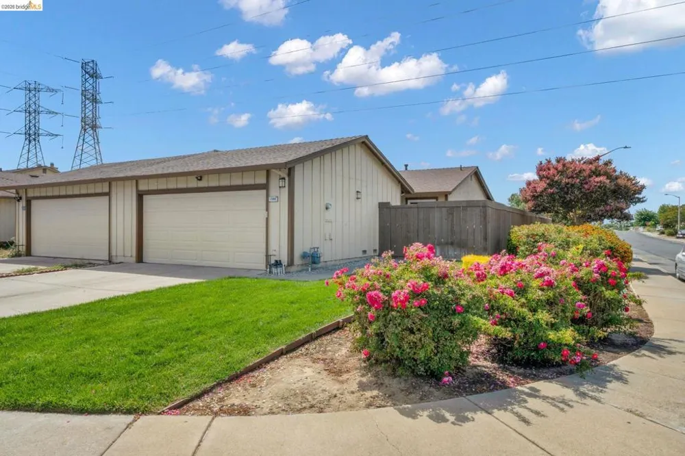 1300 Trembath Ln Antioch, CA 94509