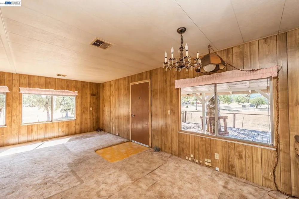 61 Blanchard Flat Douglas City, CA 96024