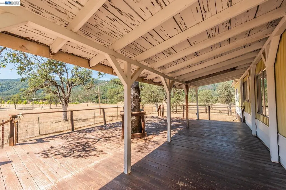 61 Blanchard Flat Douglas City, CA 96024