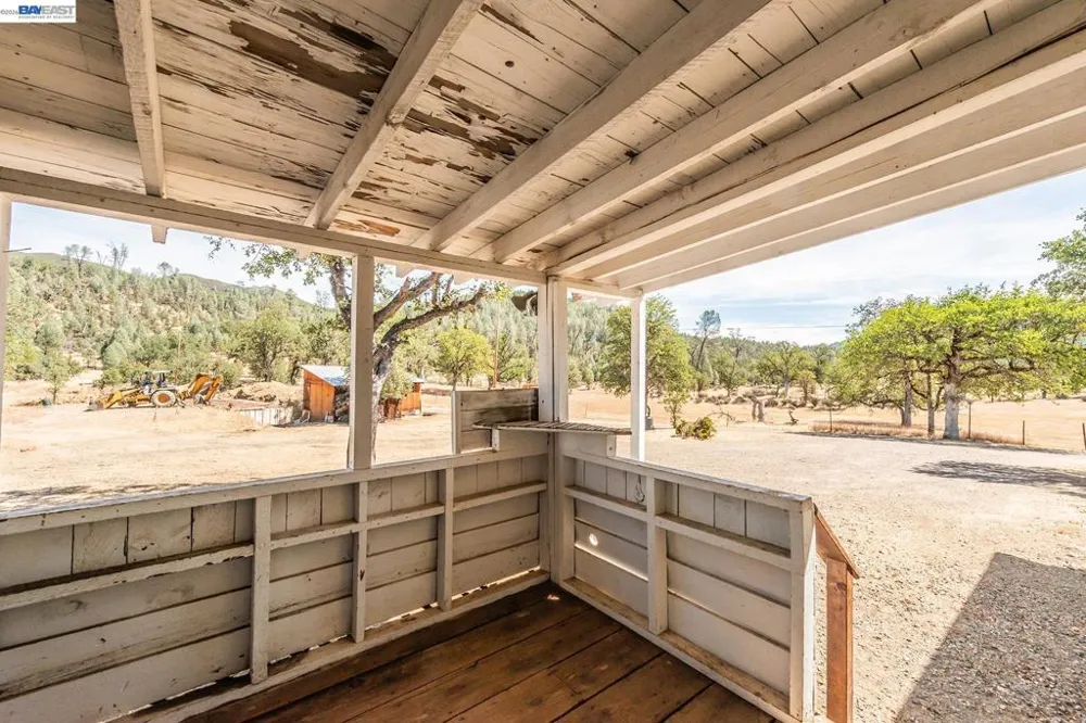 61 Blanchard Flat Douglas City, CA 96024