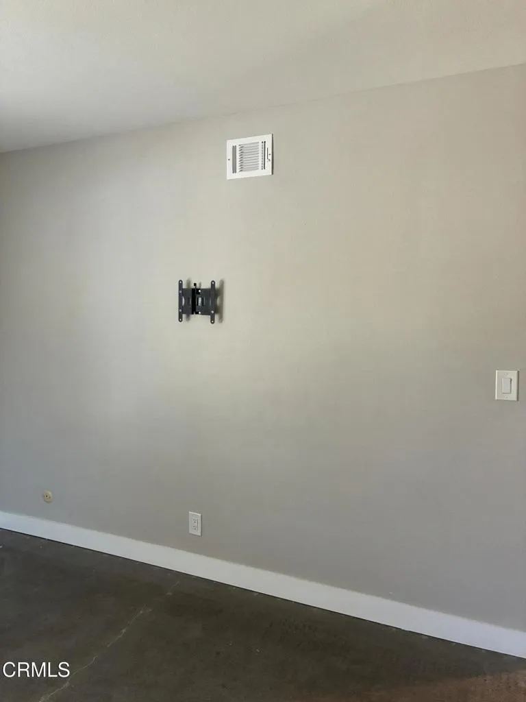 1640 Parakeet Court Ventura, CA 93003