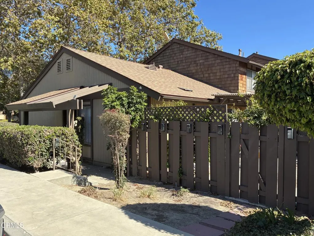 1640 Parakeet Court Ventura, CA 93003