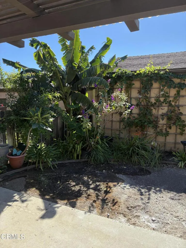 1640 Parakeet Court Ventura, CA 93003