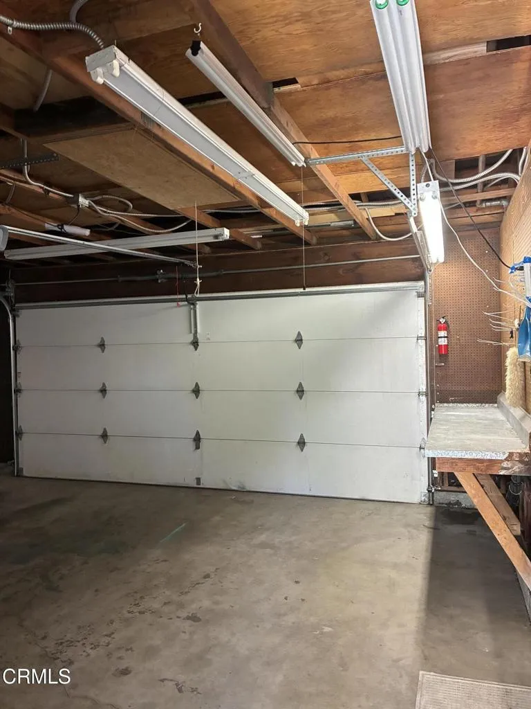 1640 Parakeet Court Ventura, CA 93003