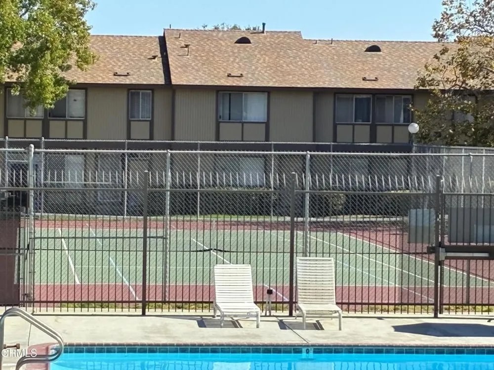 1640 Parakeet Court Ventura, CA 93003