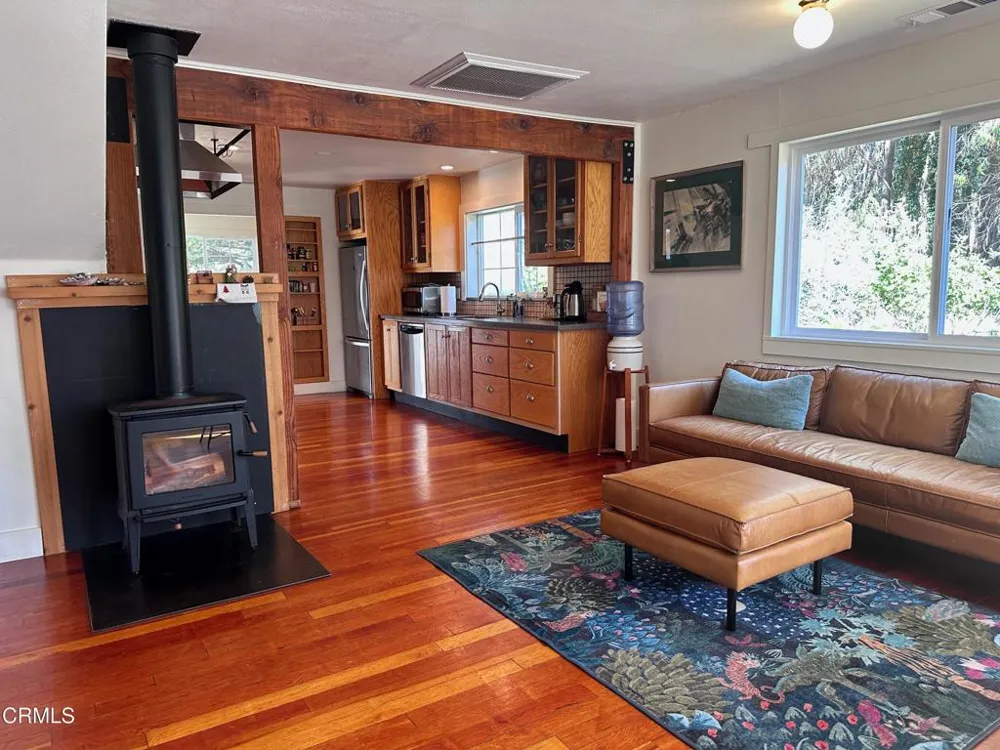3875 Albion Little River Road Albion, CA 95410