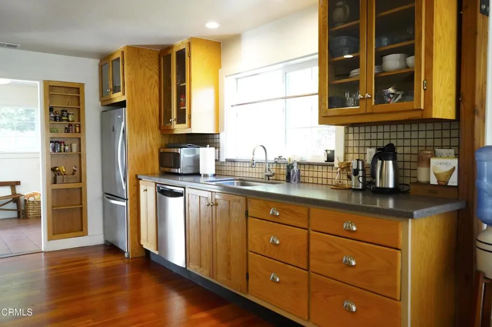 3875 Albion Little River Road Albion, CA 95410