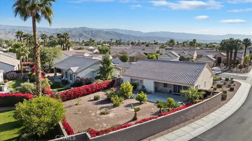 39375 Falconwood Court Palm Desert, CA 92211