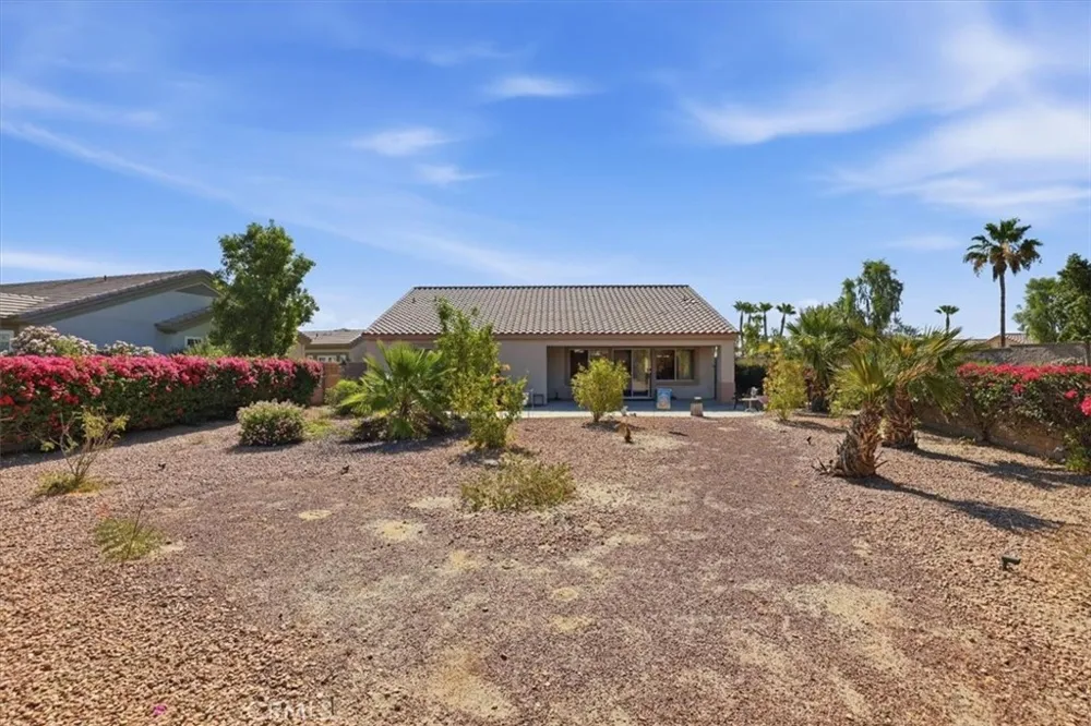 39375 Falconwood Court Palm Desert, CA 92211