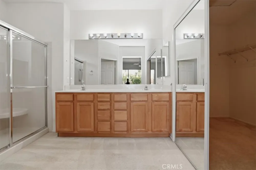 39375 Falconwood Court Palm Desert, CA 92211