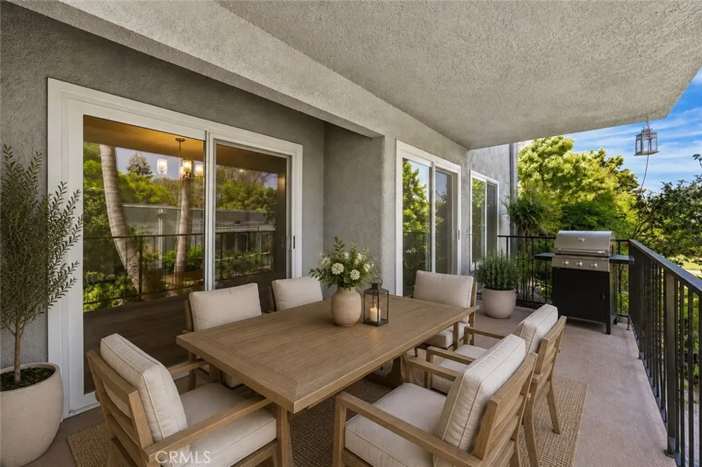 2354 Via Mariposa W #1E Laguna Woods, CA 92637